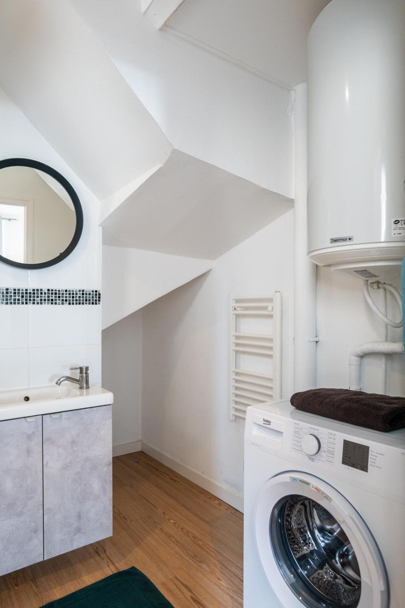 Studio Cosy Rdc, Calme Avec Cour Exterieure 사란 외부 사진