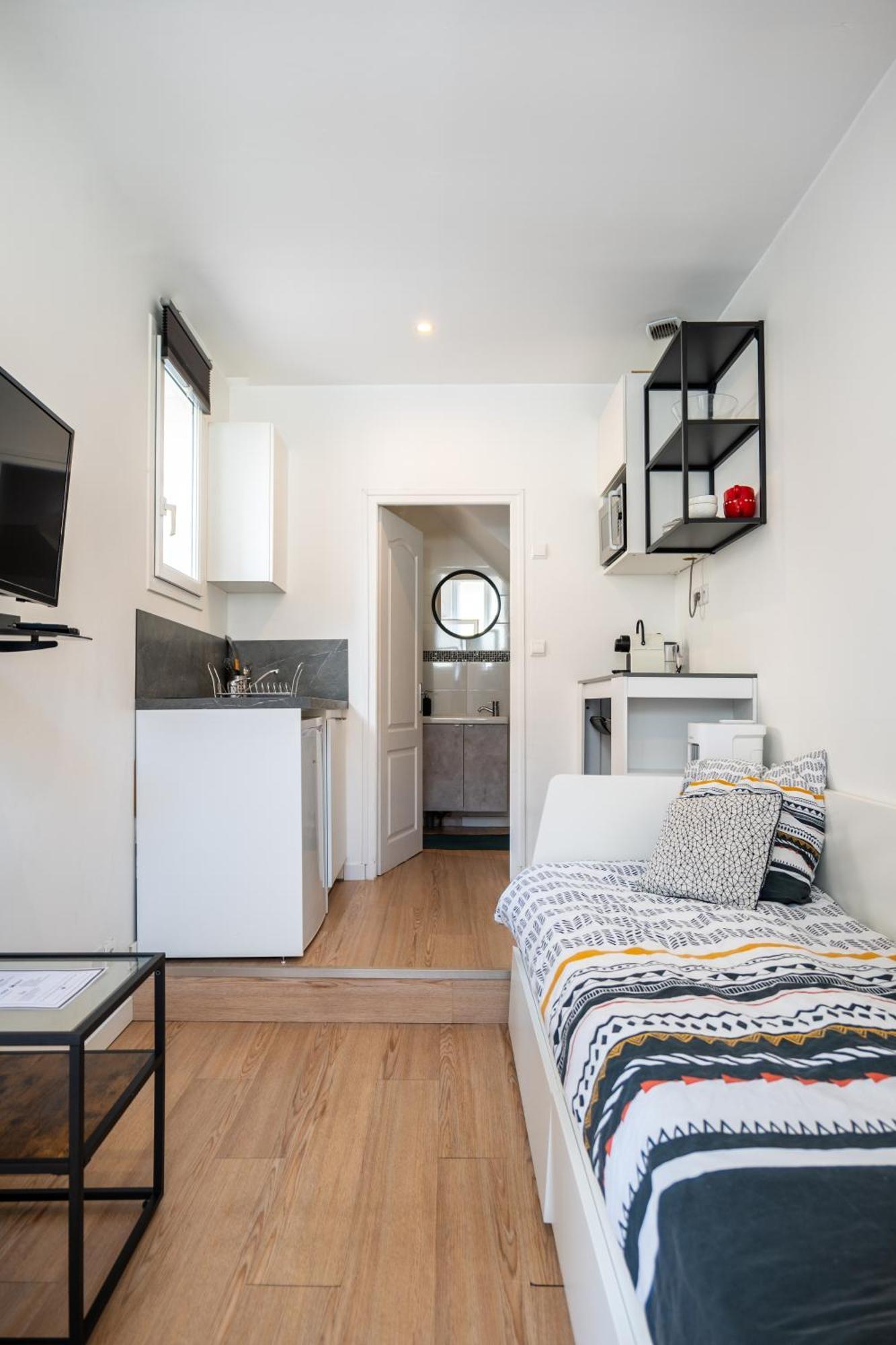 Studio Cosy Rdc, Calme Avec Cour Exterieure 사란 외부 사진